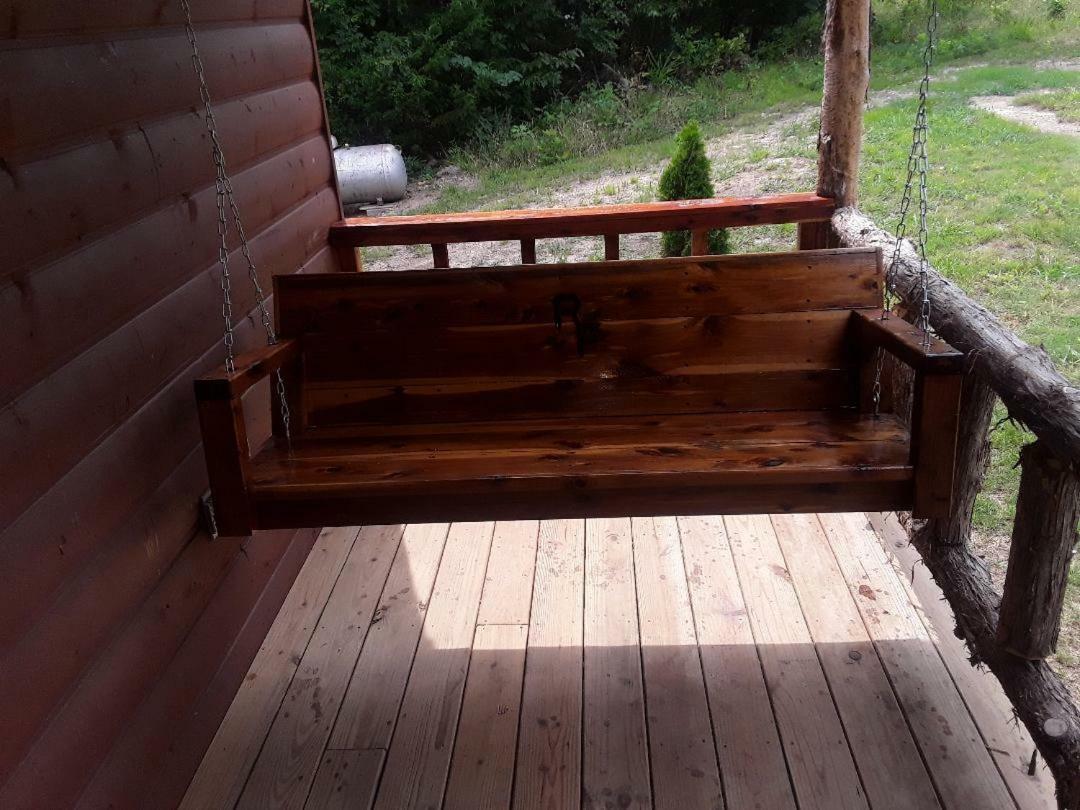 Amish Made Cedar Cabin With A Loft On A Buffalo Farm Close To The Buffalo River Marshall Eksteriør billede