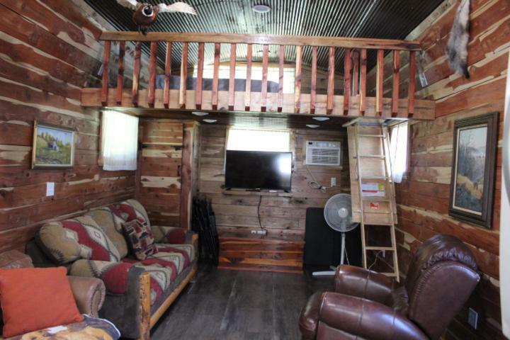 Amish Made Cedar Cabin With A Loft On A Buffalo Farm Close To The Buffalo River Marshall Eksteriør billede